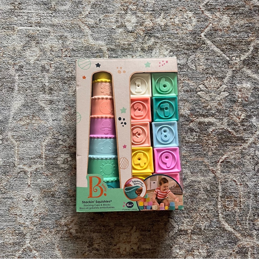 BABY: B.toys Stackin' Squeezies Colorful Blocks